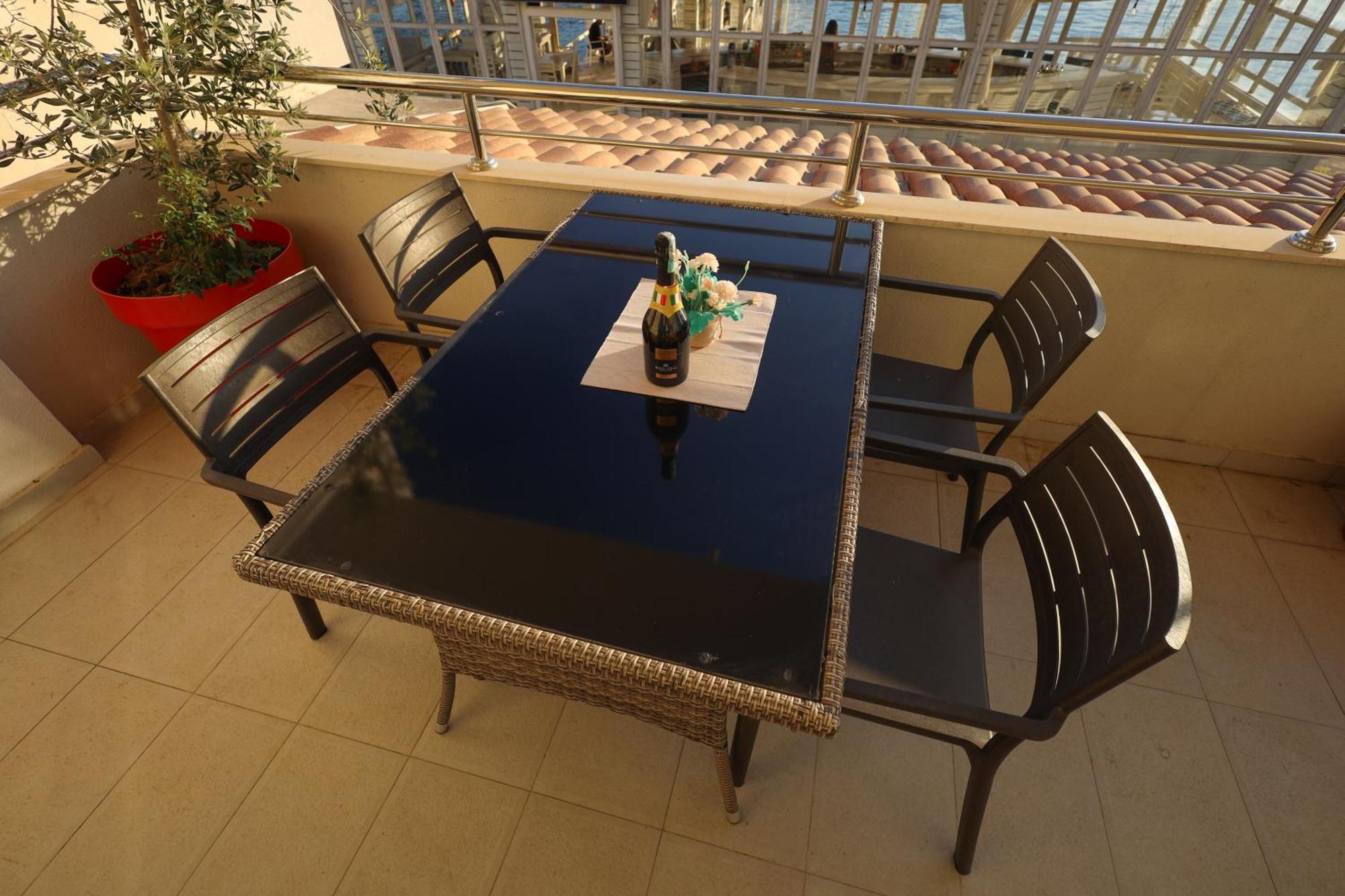 Apartments Milanovic Herceg Novi Dış mekan fotoğraf