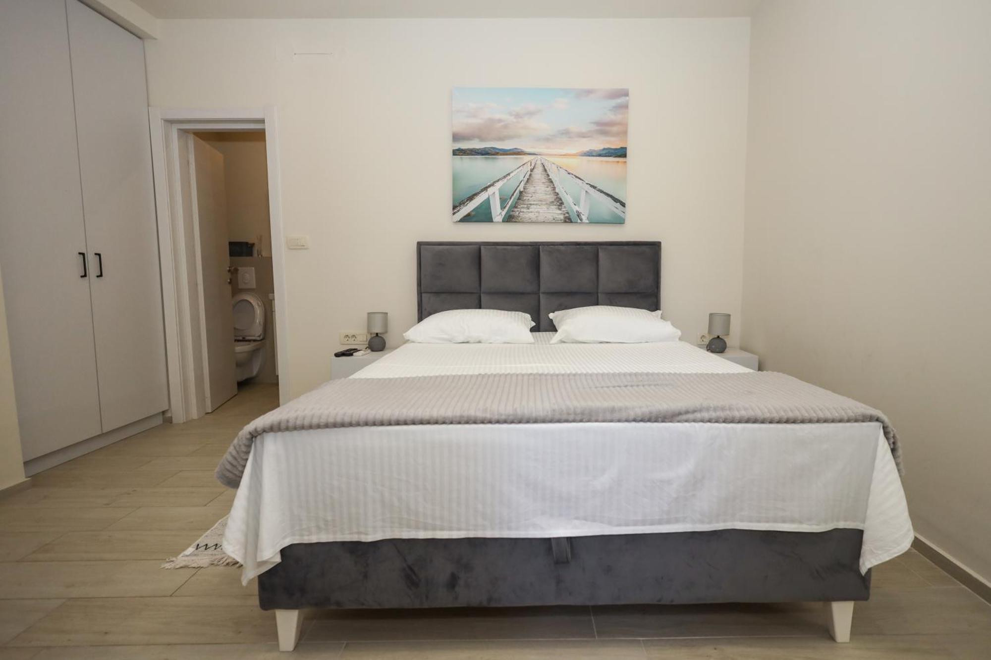 Apartments Milanovic Herceg Novi Oda fotoğraf