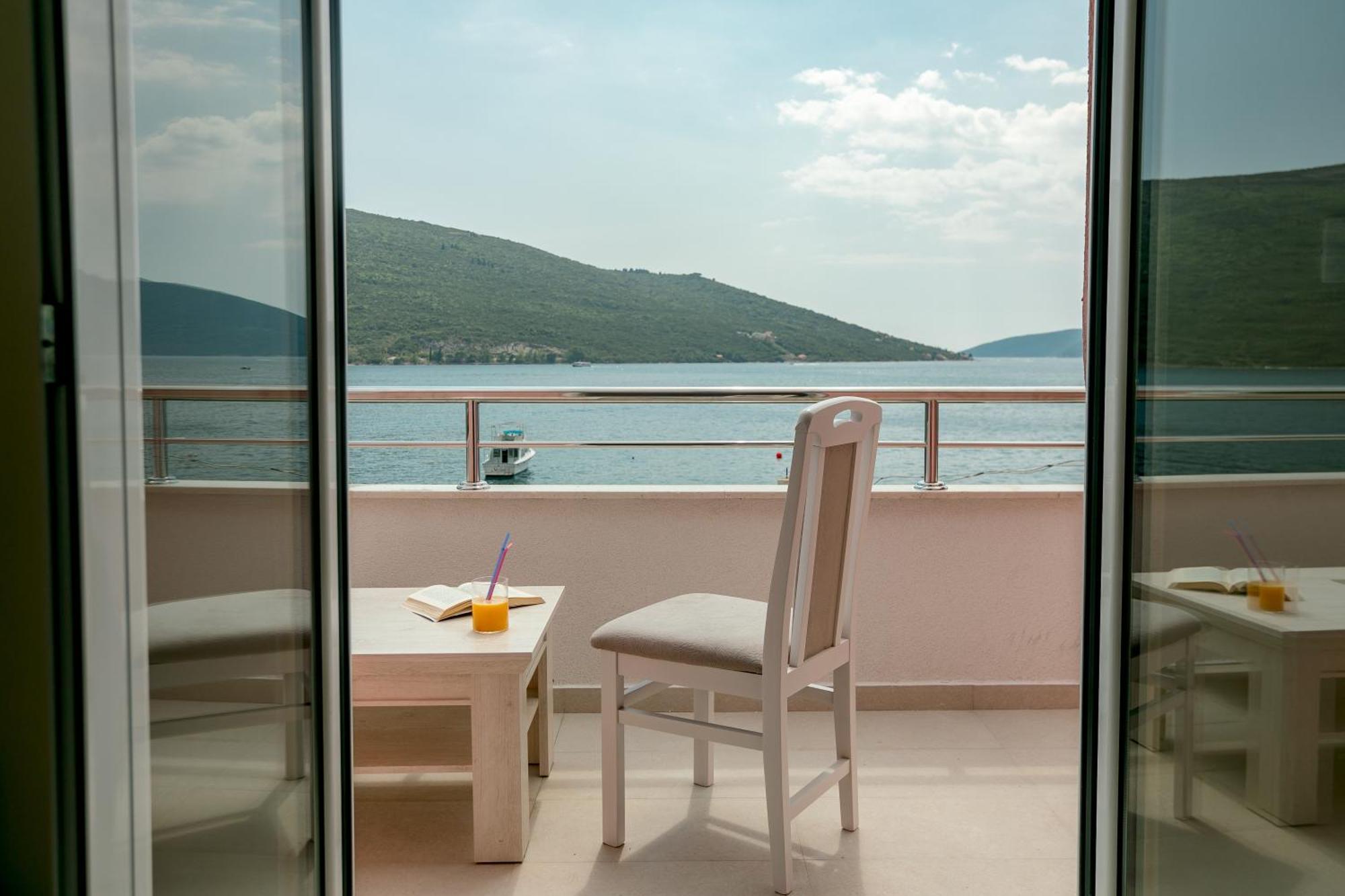 Apartments Milanovic Herceg Novi Oda fotoğraf